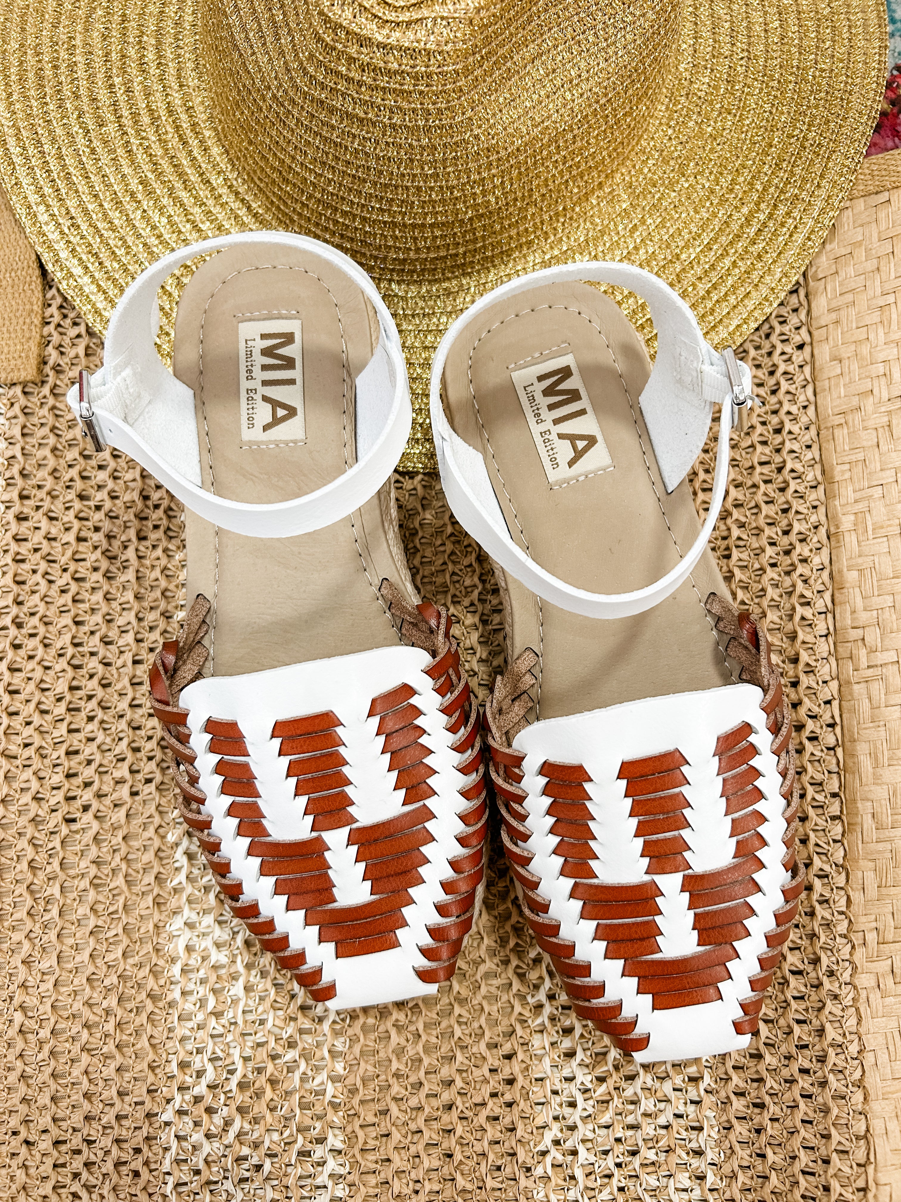 Eshani White Cognac Sandals