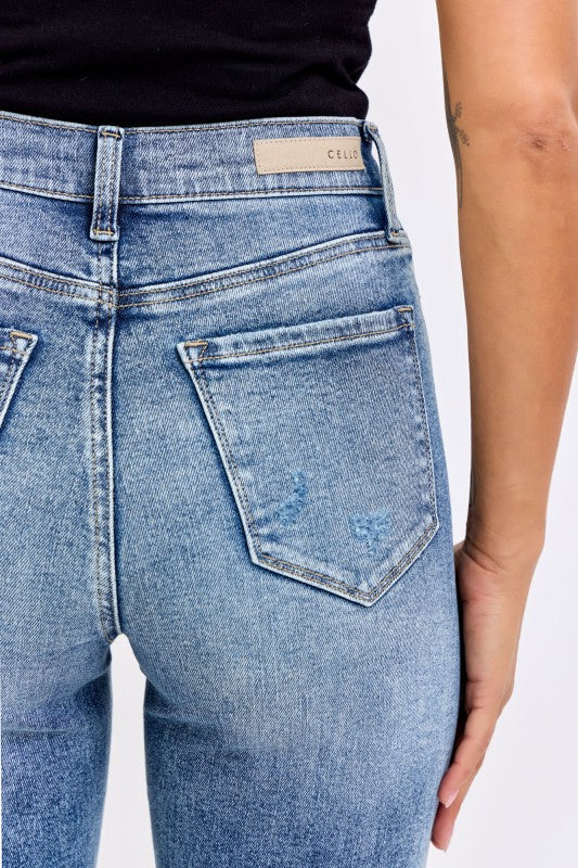 Denim High Rise Mom Jean