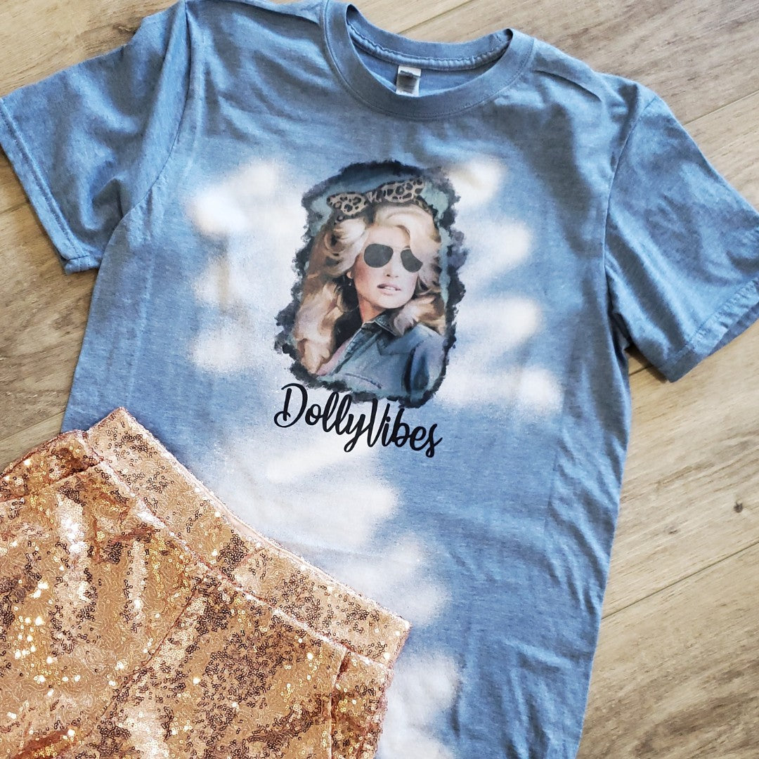 Blue Dolly Vibes Graphic Tee