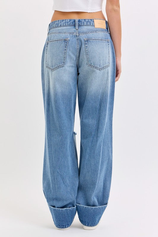 Light Low Baggy Cuff Jeans