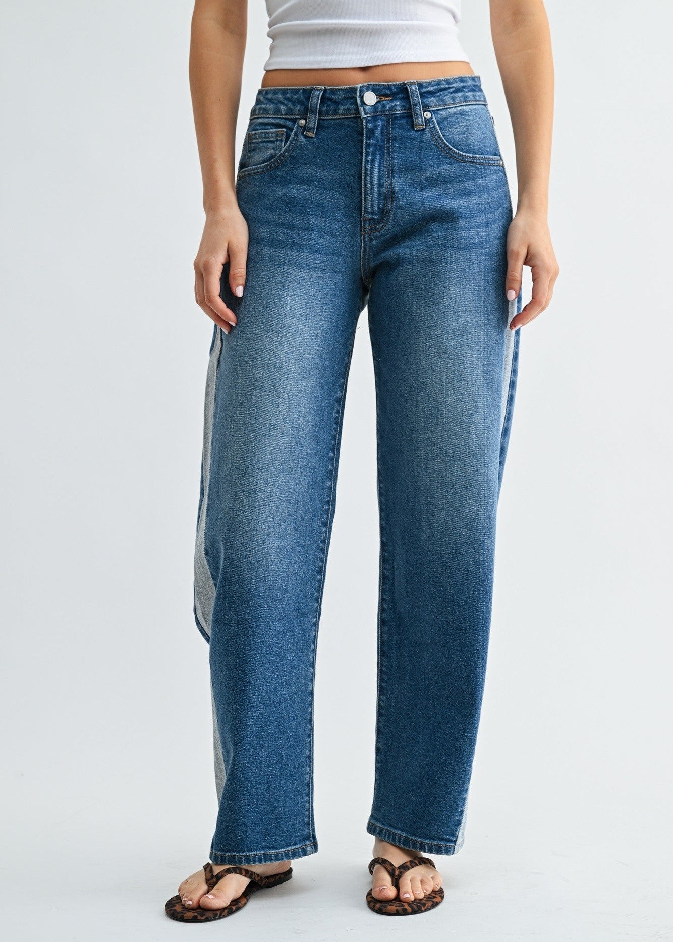 Contrast Side High Rise Jeans