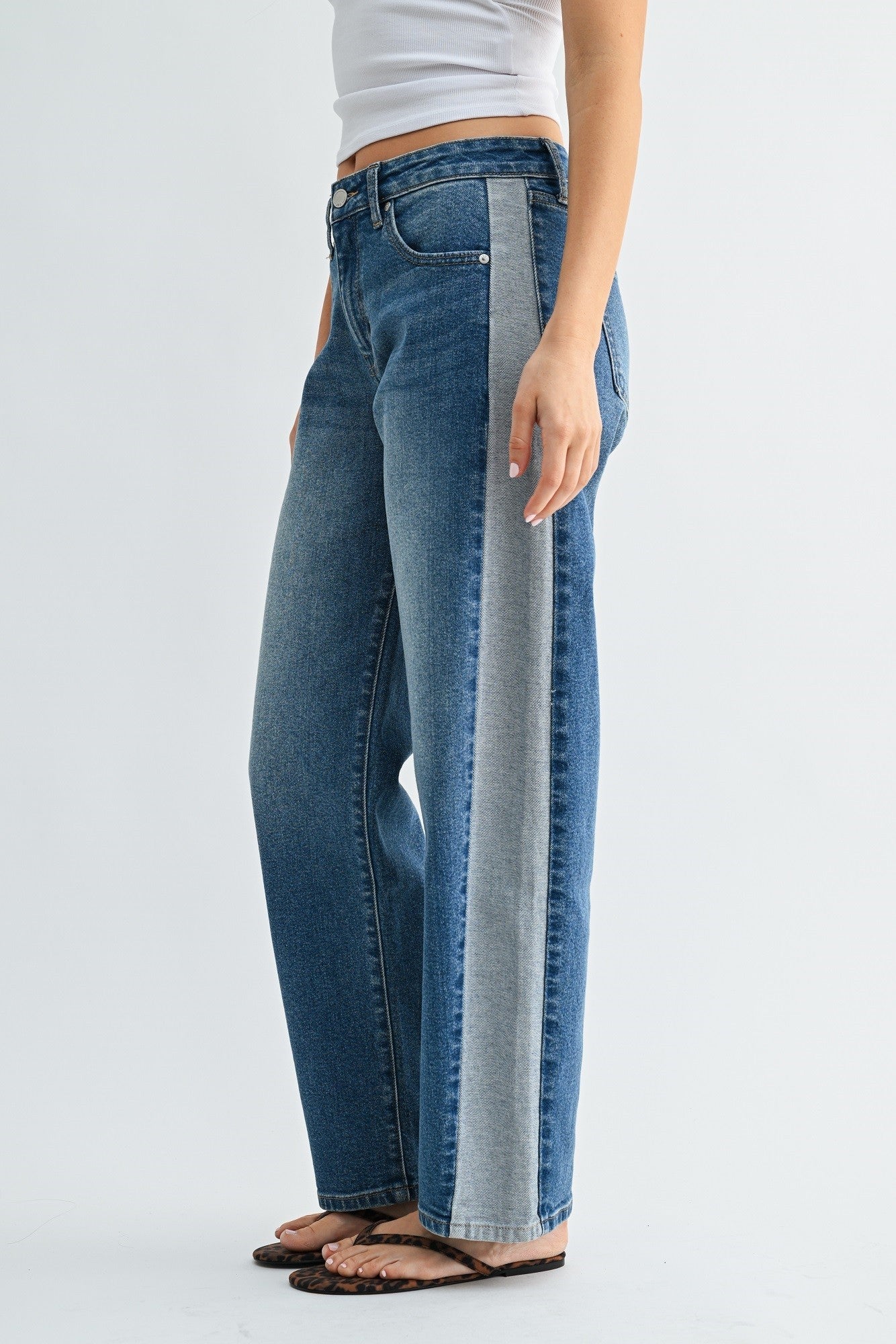 Contrast Side High Rise Jeans