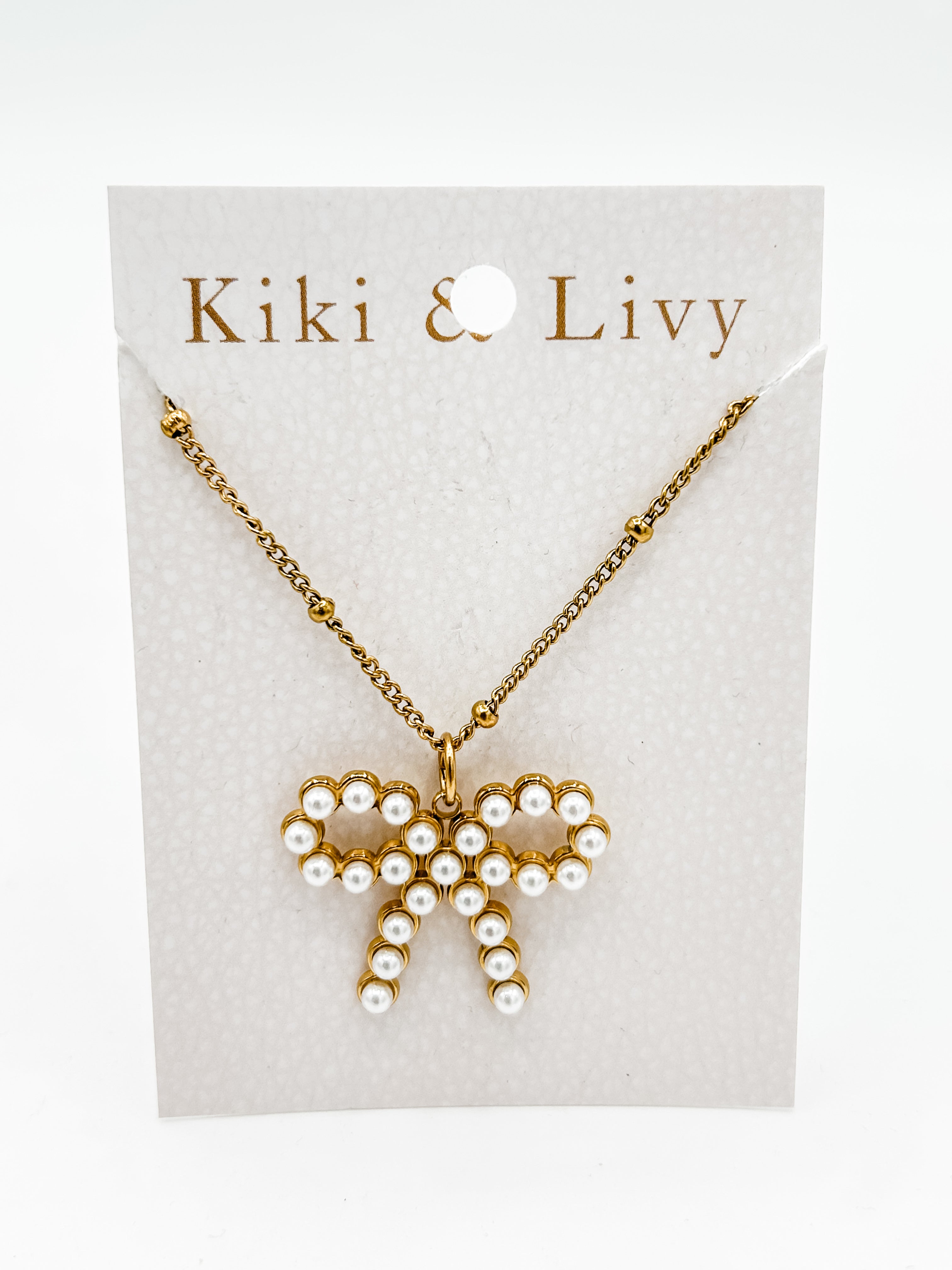 Large Pearl Bow Necklace