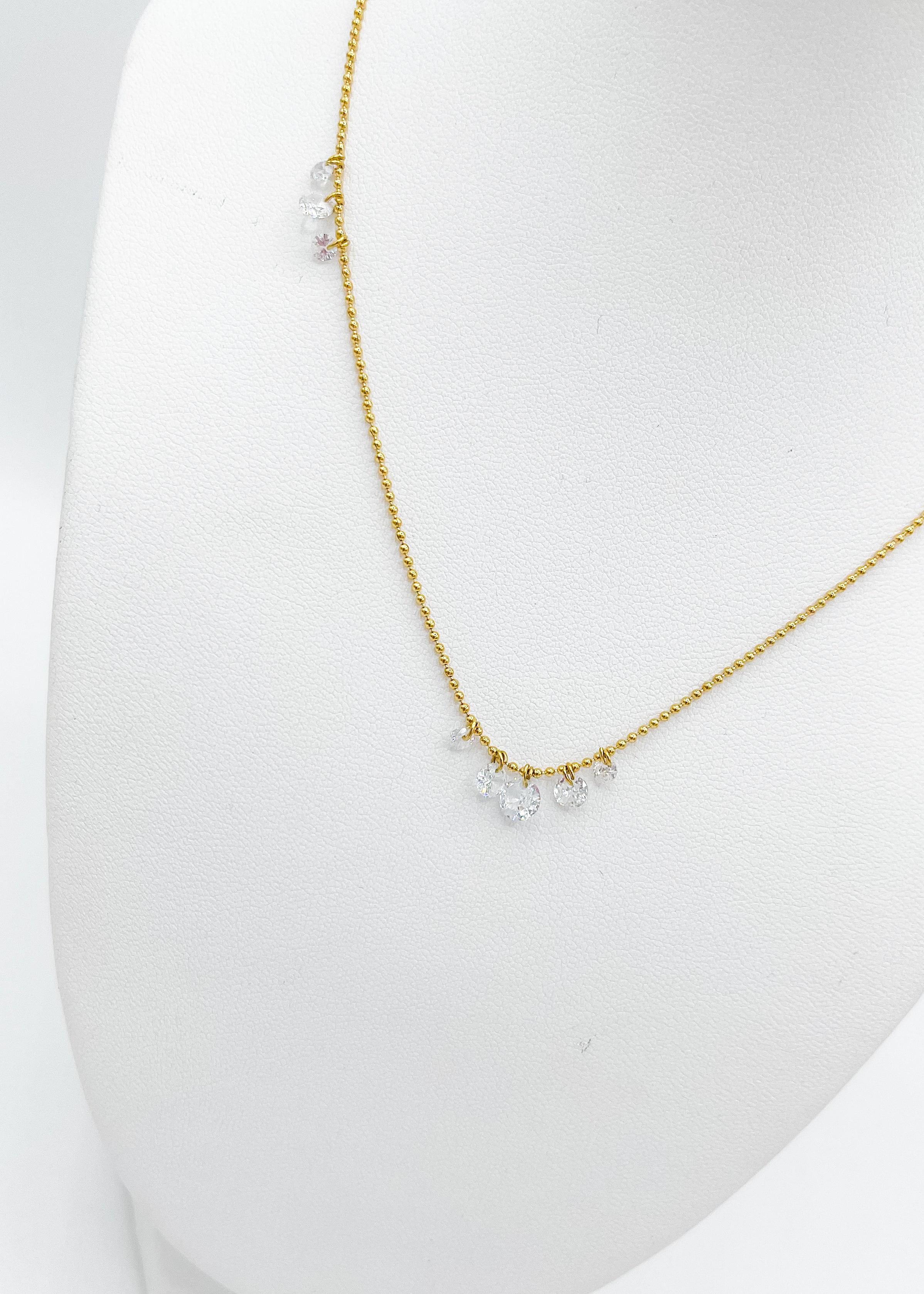 Tiny Crystals Dangle Necklace