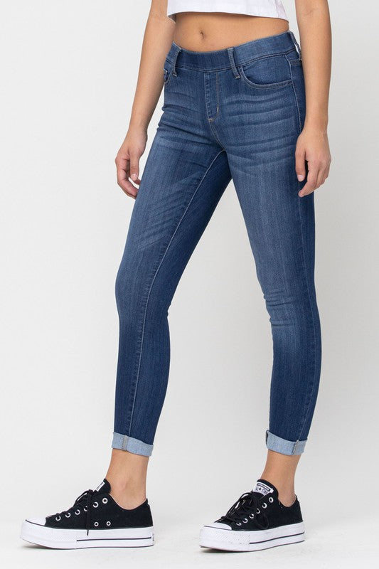 Mid-Rise Medium Pull-On Skinny Jean