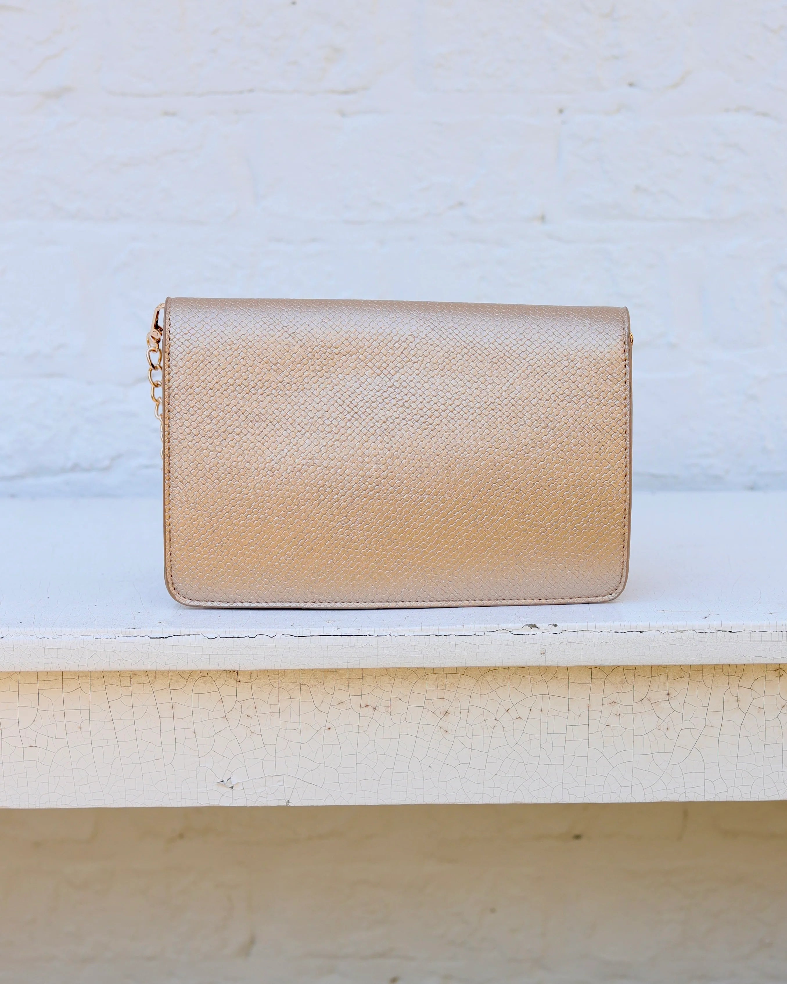 Bryn Clutch/Crossbody Woven Gold