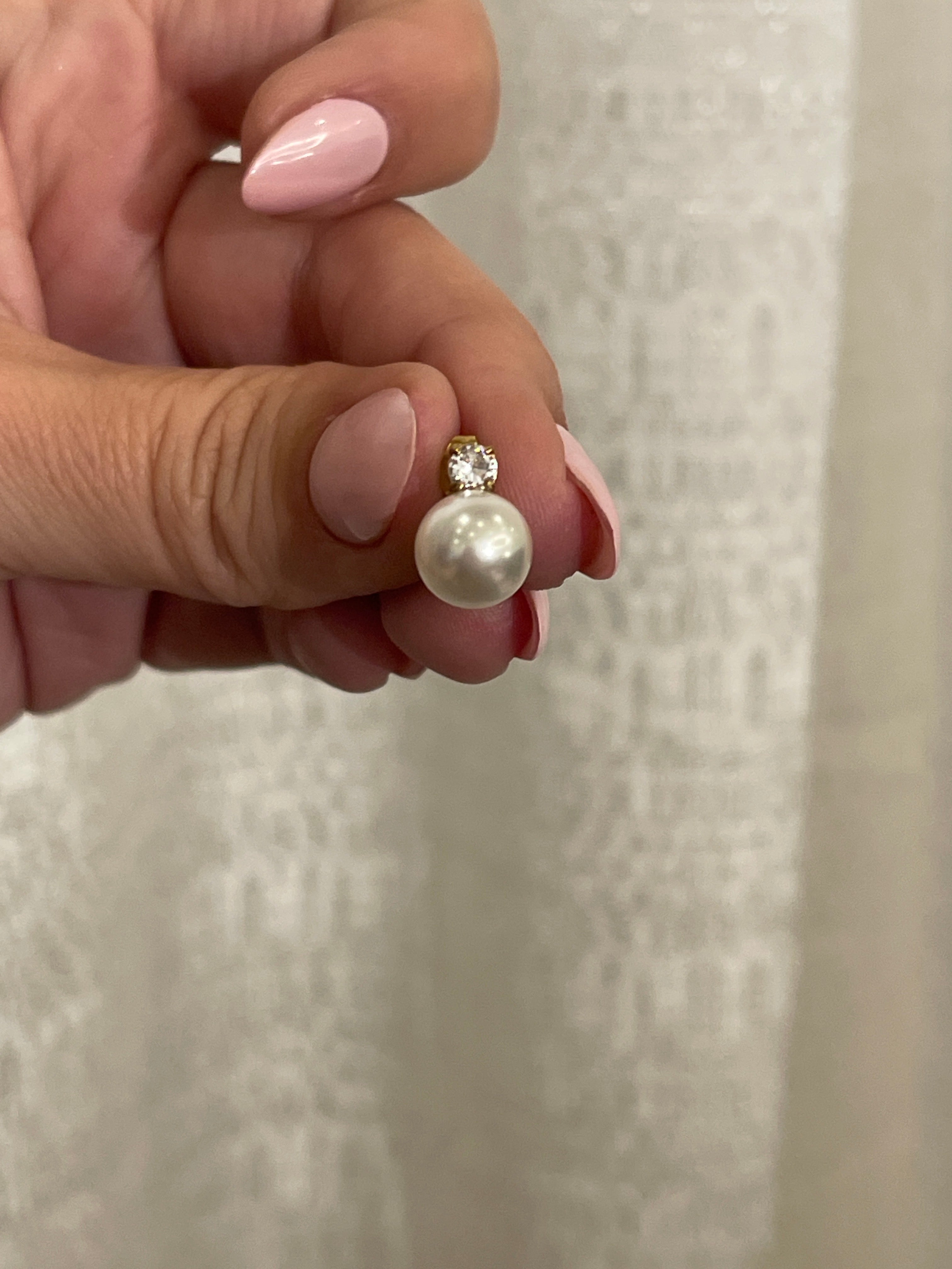 MIA EARRINGS
