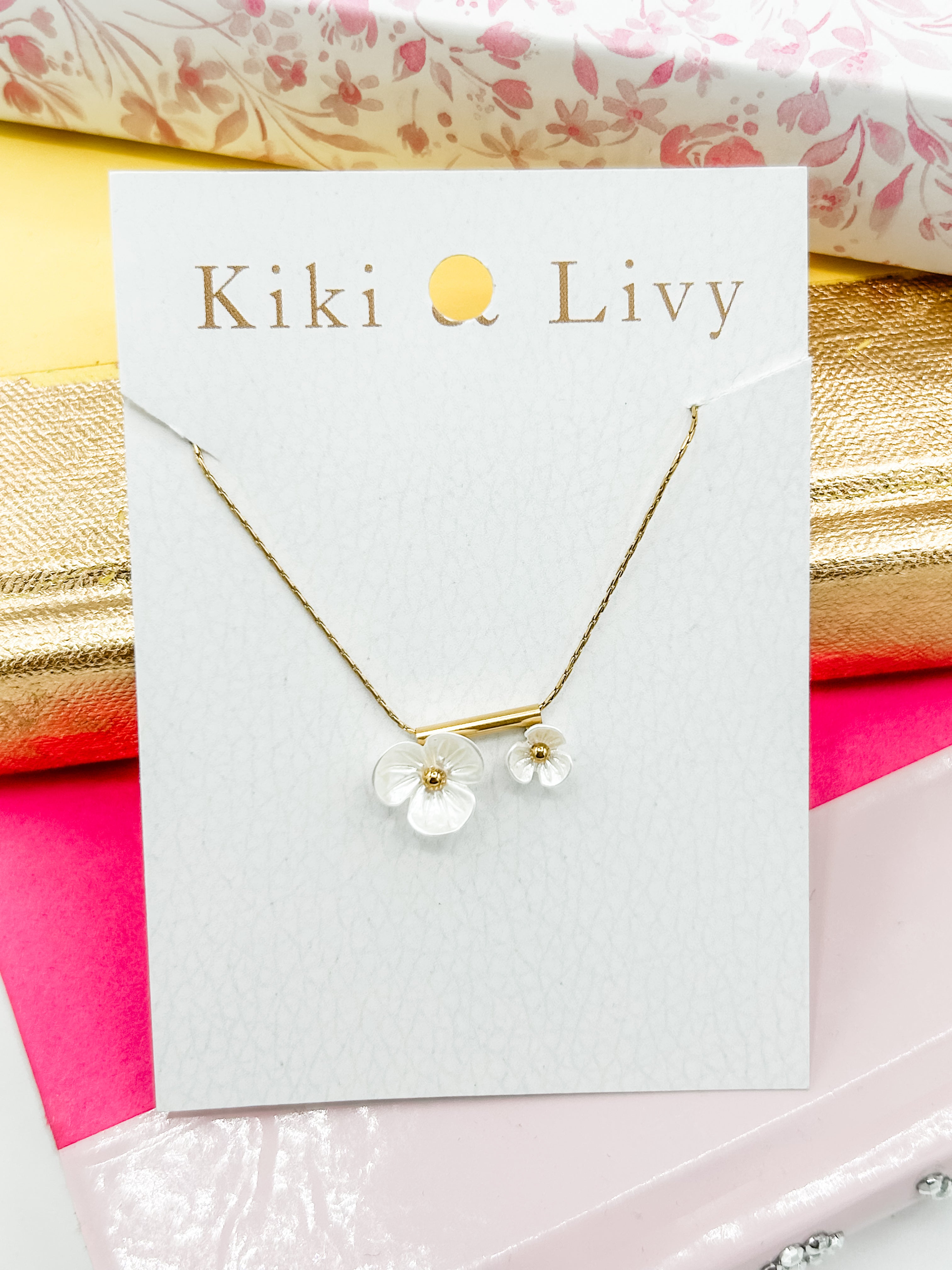 Double Flower Bar Necklace