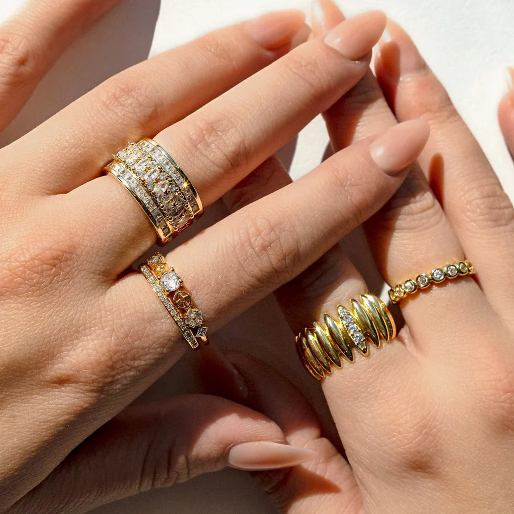Gold Fizz Rhinestone Ring