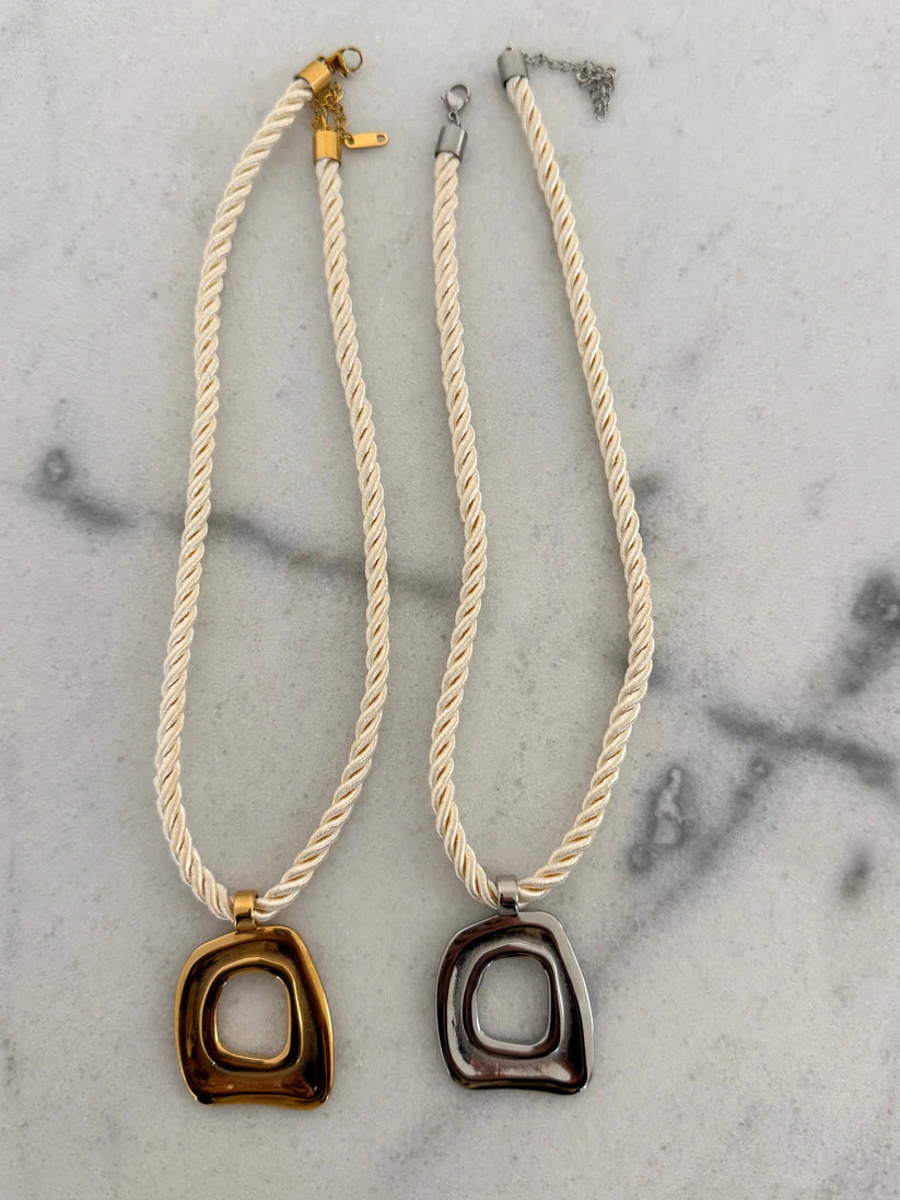 The Olivia Gold Rope Necklace