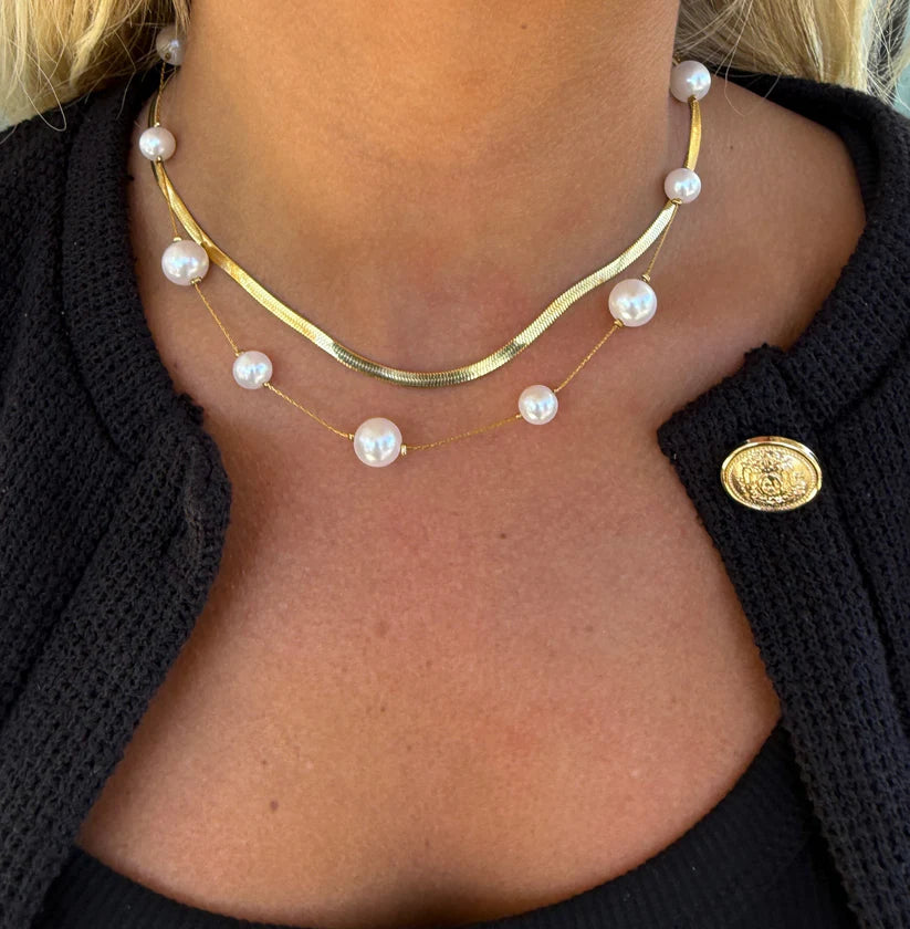 The Avery Gold Pearl Necklace