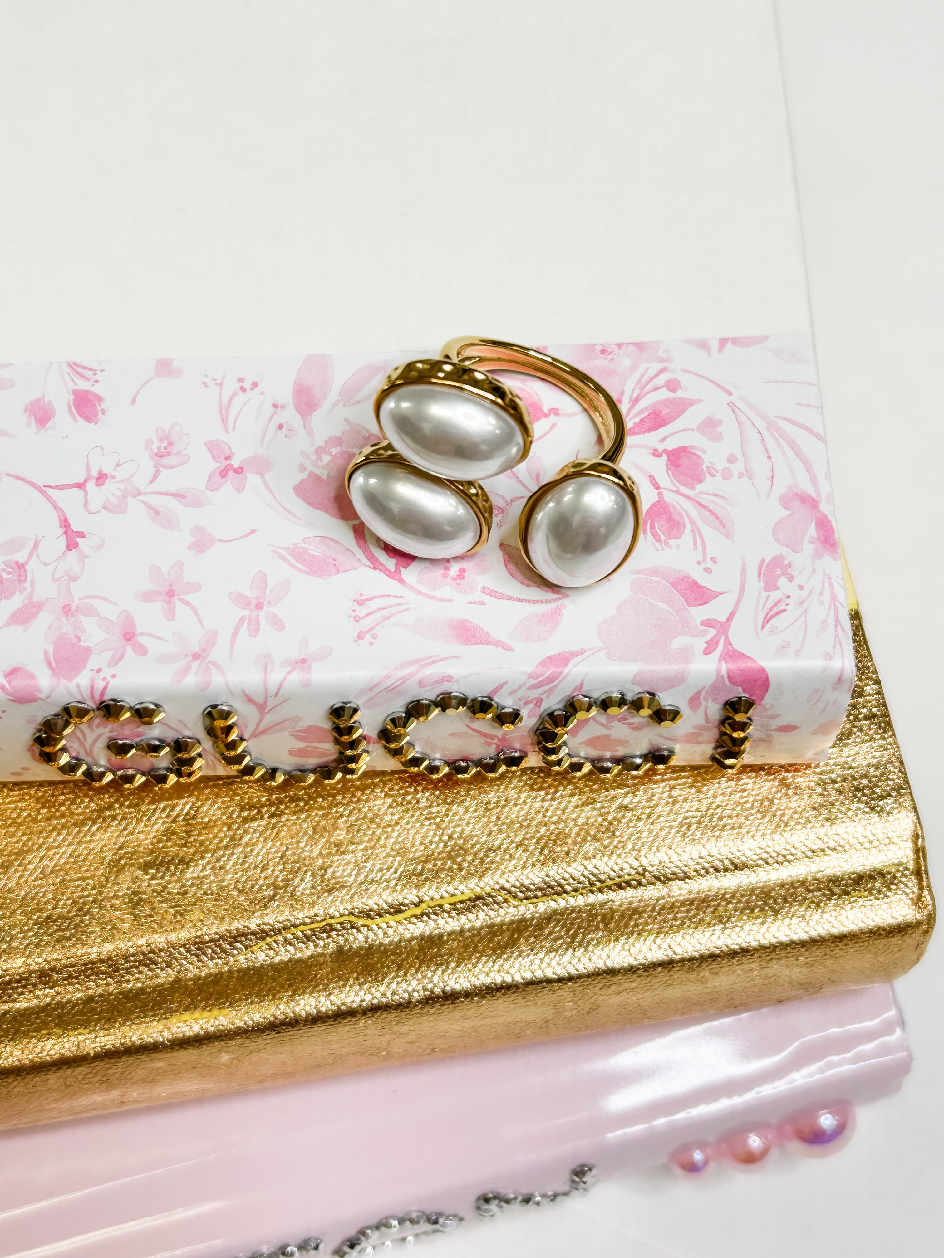 Gold Triple Oval Pearl Ring