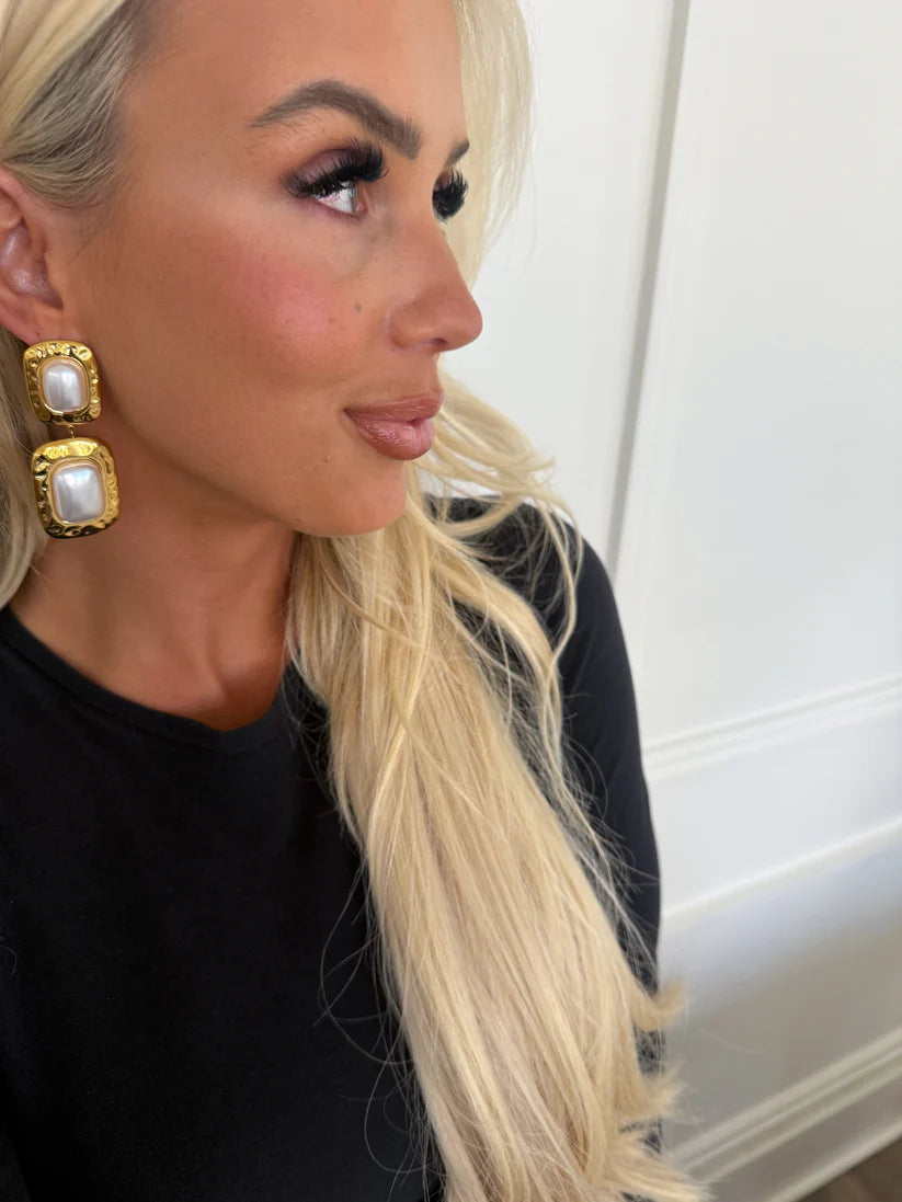 The Allison Gold Pearl Earrings