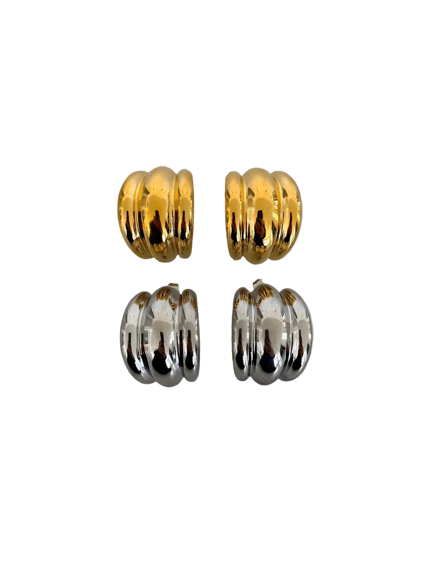 The Bella Gold Hoop Earrings