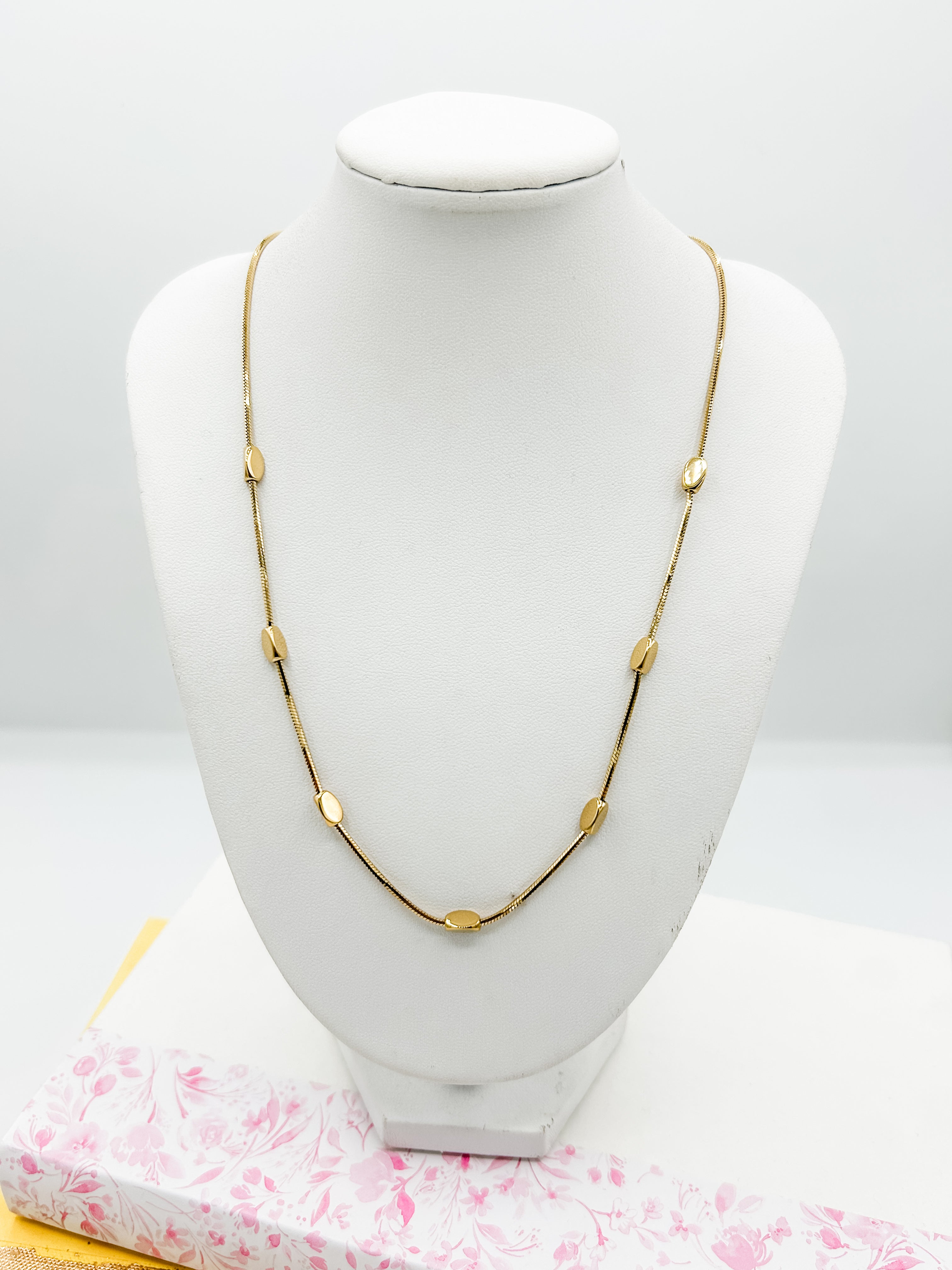 Gold Oval Chain Necklace