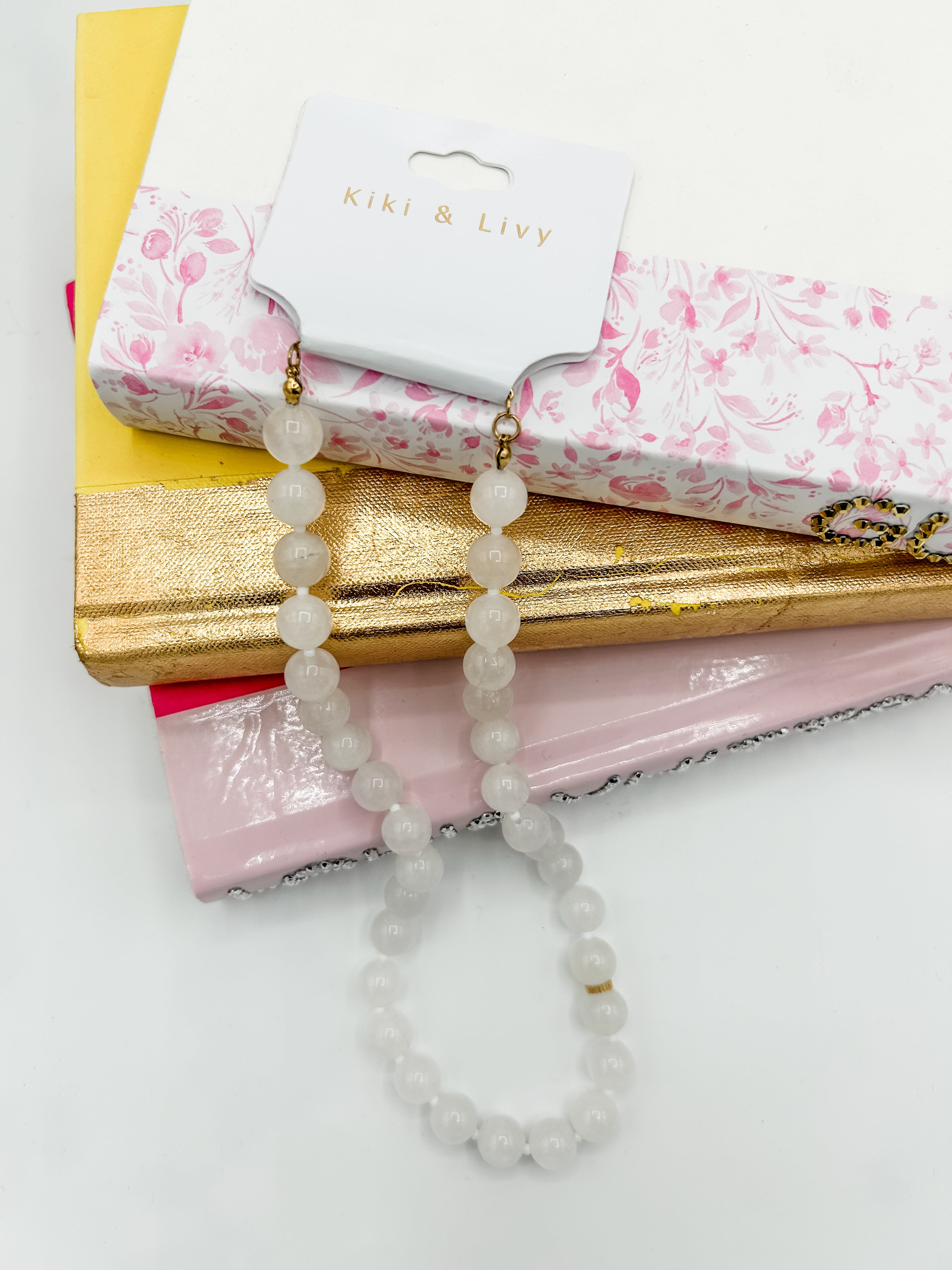 Monochromatic Chunky Bead Color Choker