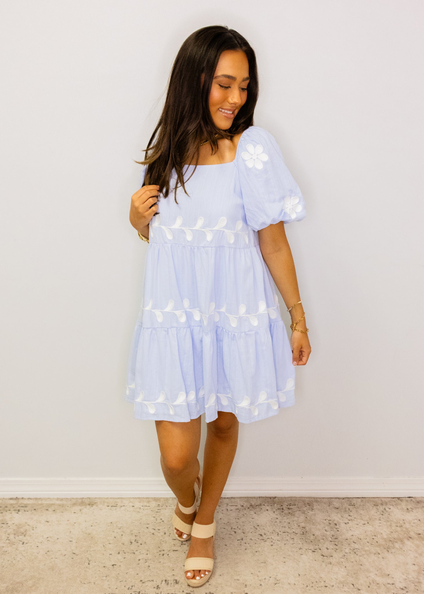 Blue Leaf Embroidery Bubble Sleeve Dress