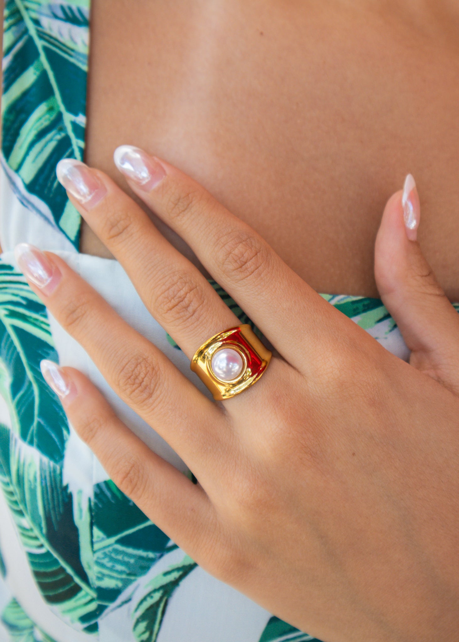 Gold Mia Pearl RIng