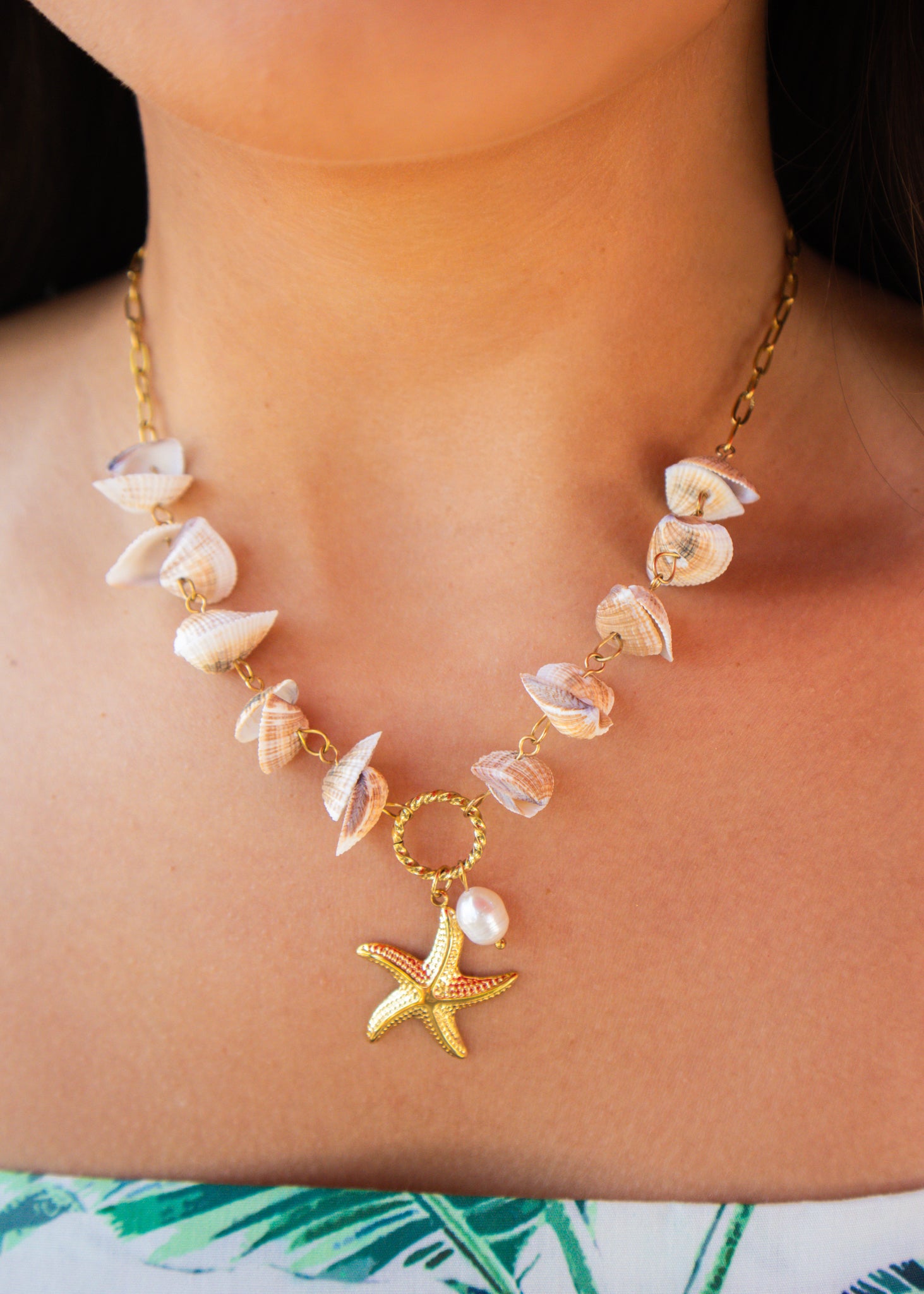 Gold Josephine Shell Necklace