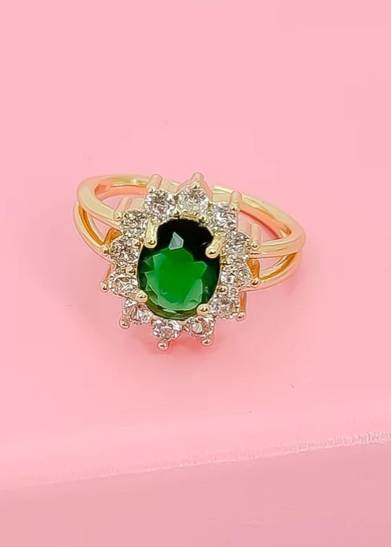 Princess Emerald Gold Ring