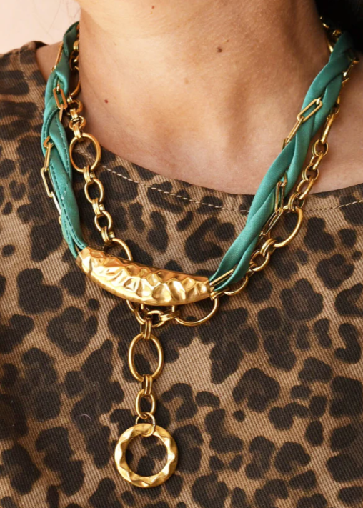 Emerald Scarlet Twist Necklace