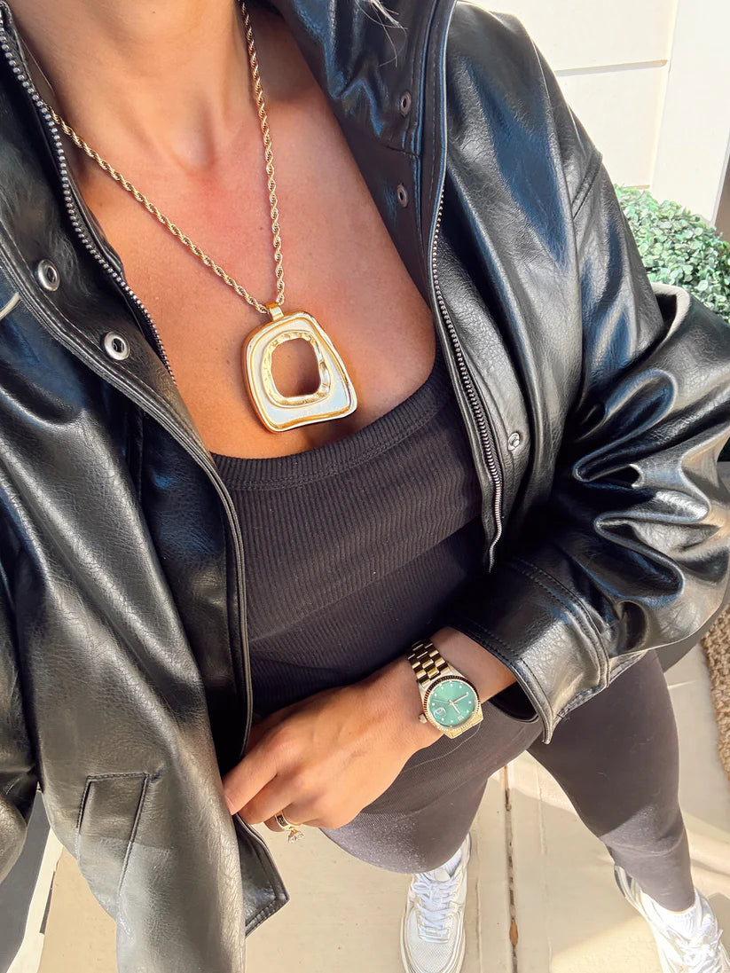 The Taylor Gold Pendant Necklace