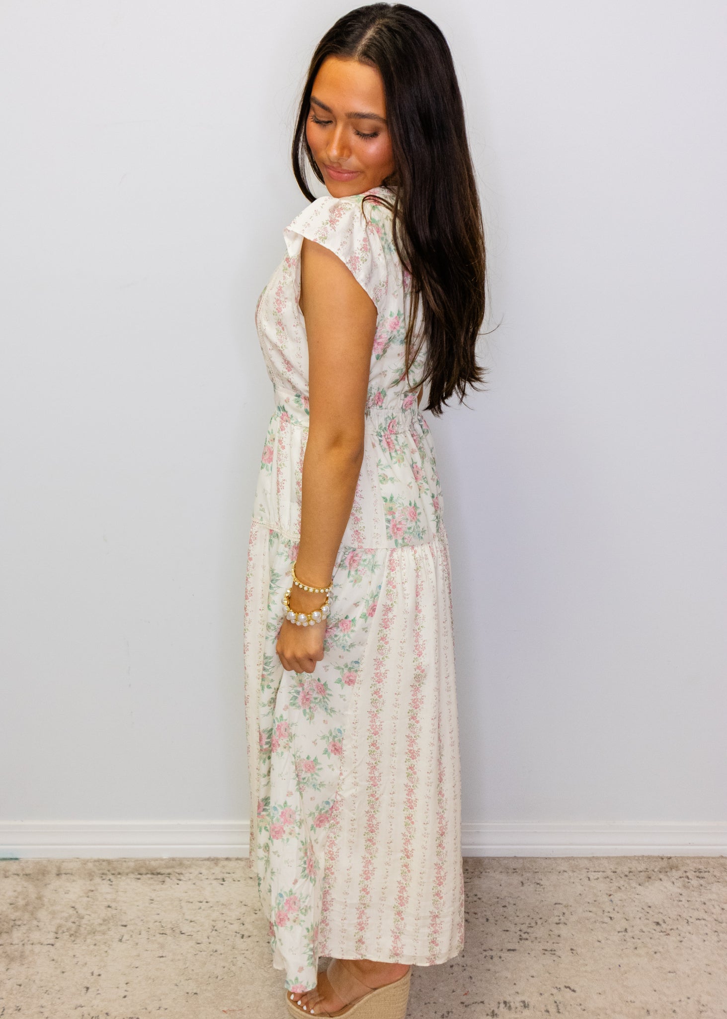 Mixed Floral Print V-Neck Midi Dress