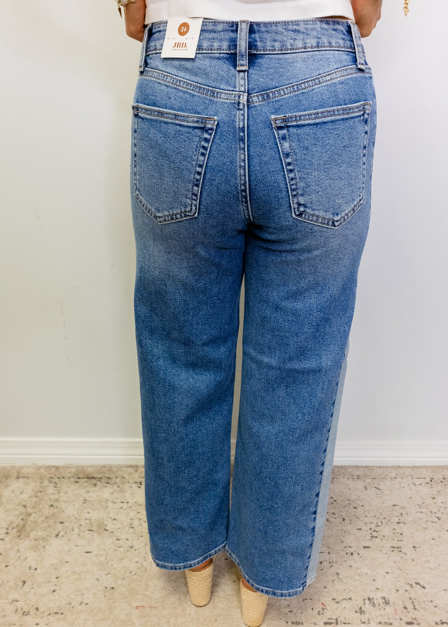 Contrast Side High Rise Jeans