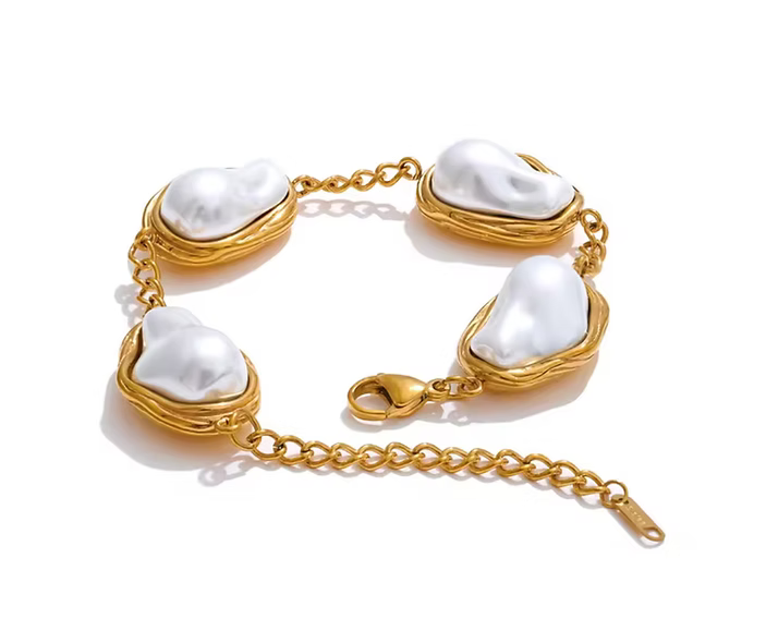 Gold Maddie Pearl Bracelet