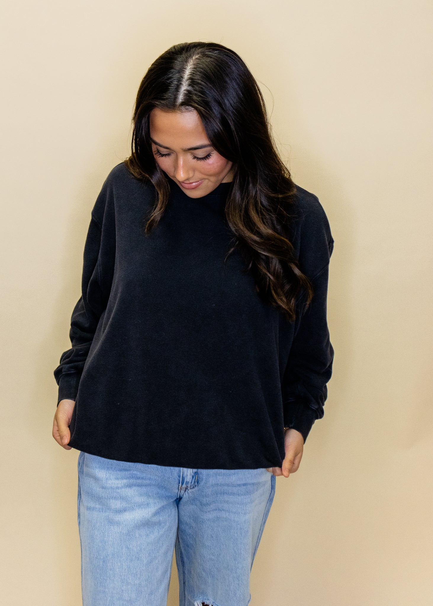 Black Crew Neck Sweatshirt