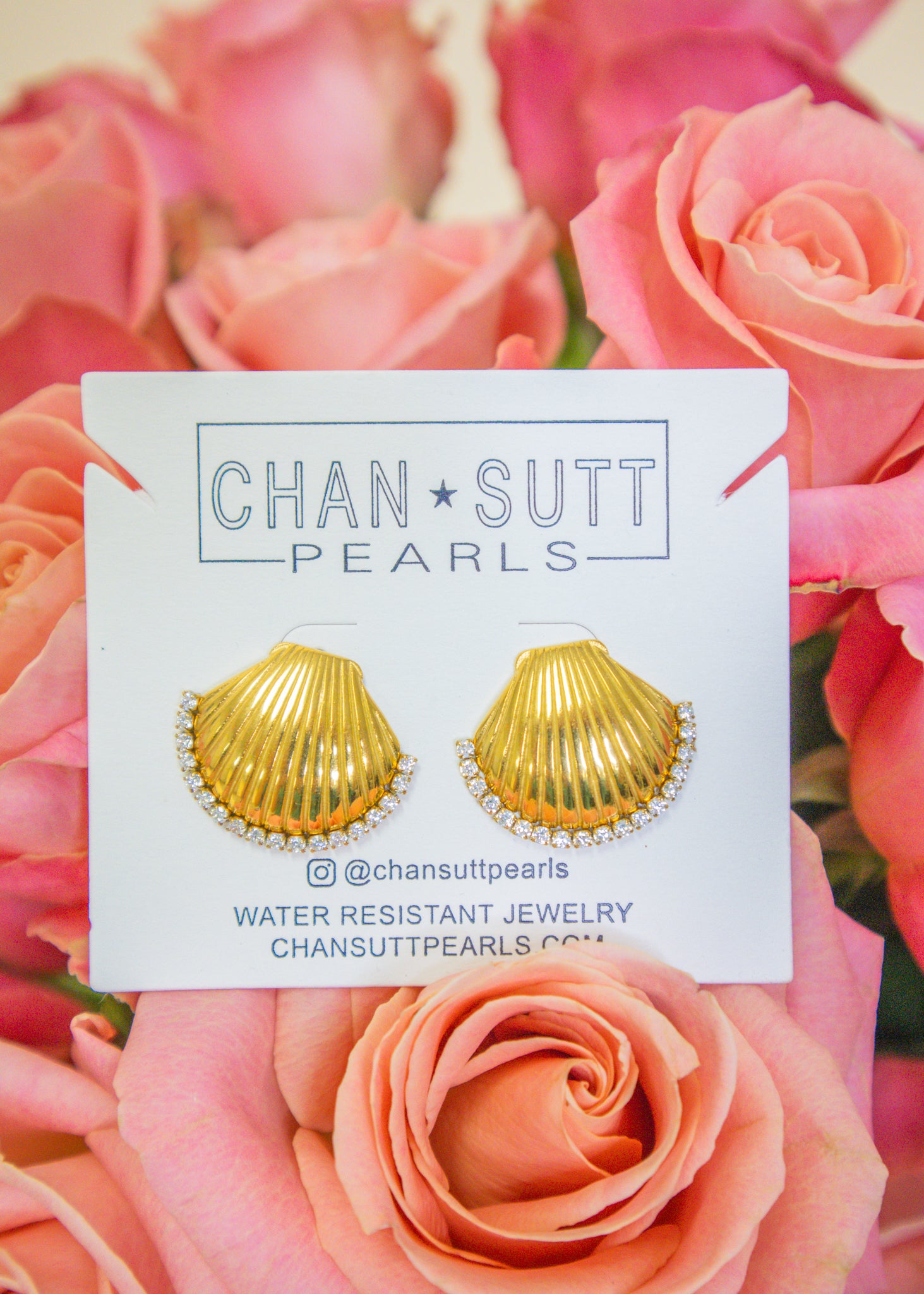 The Luxe Seashell Gold Earrings