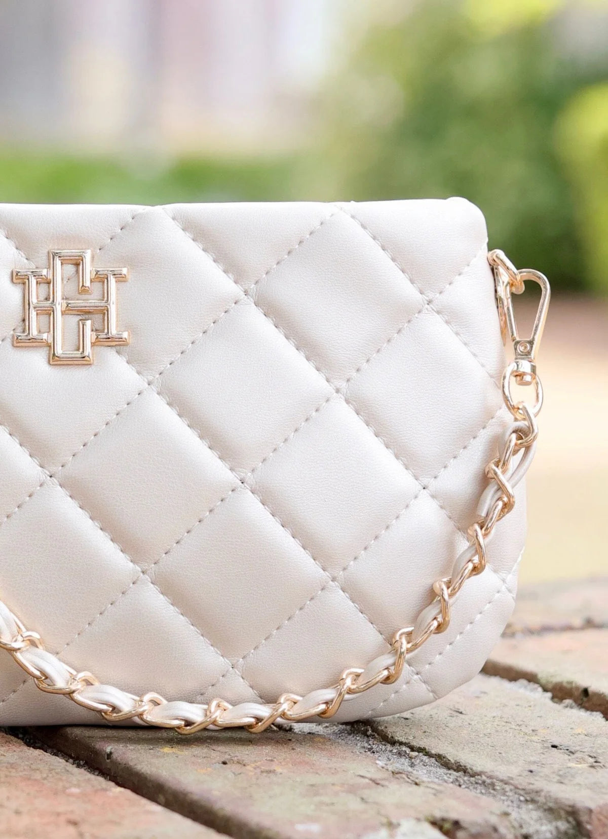 Livi Pearl Quilted Crossbody