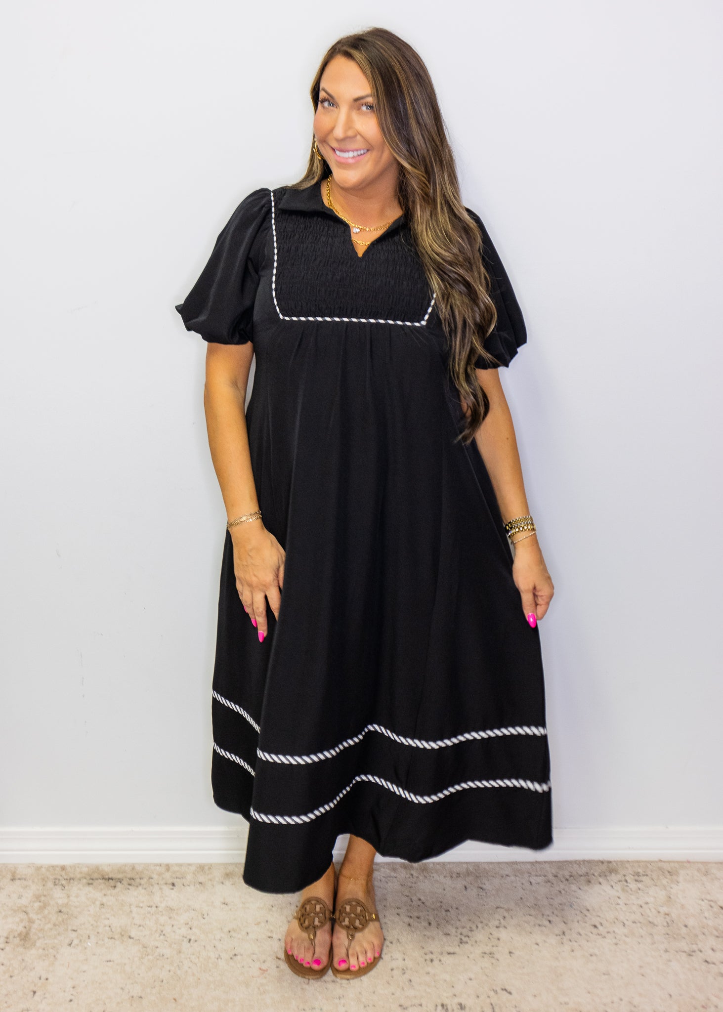 Black Puff Sleeves Solid Midi Dress