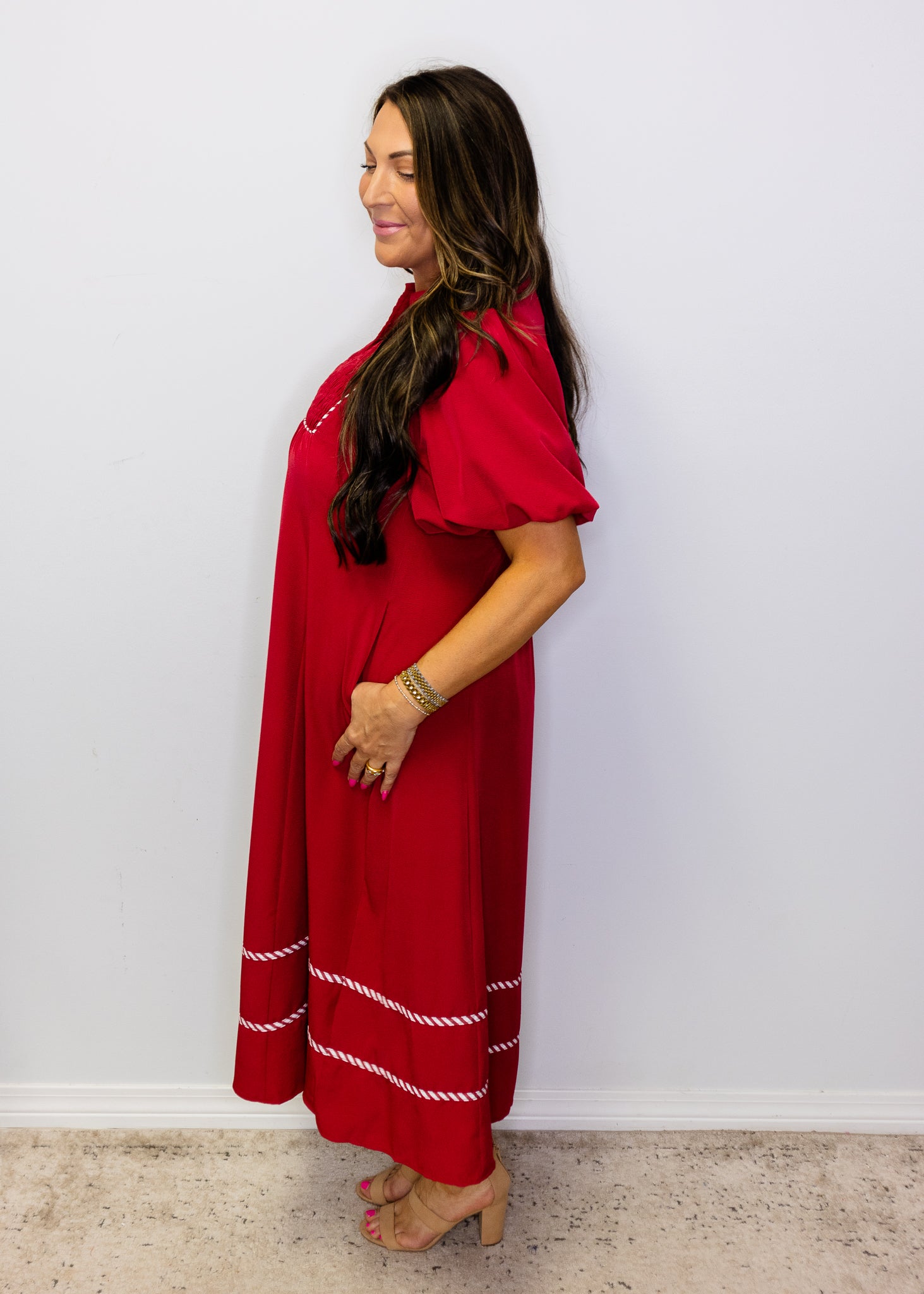 Burgundy Puff Sleeves Solid Midi Dress