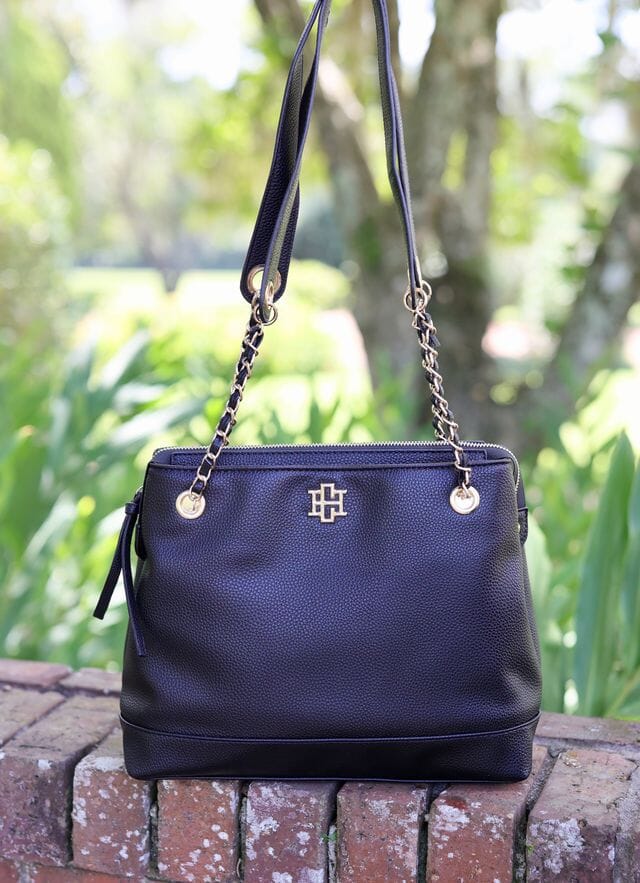 Teegan Black Zipper Purse